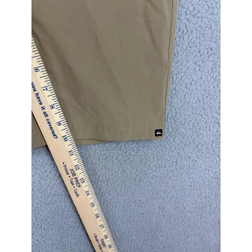 Quiksilver Amphibian Shorts Mens 28 Beige Stretch Chino 10 Inseam Casual Golf